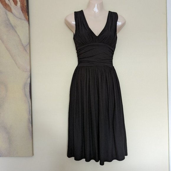 Betsey Johnson Dresses & Skirts - Betsey JOHNSON black jersey knit dress p xs small pockets